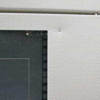Rack de pared AIXONTEC de 19 pulgadas 450 mm de profundidad 600 mm de ancho equipado con puerta de vidrio gris 9U (Producto con defectos)